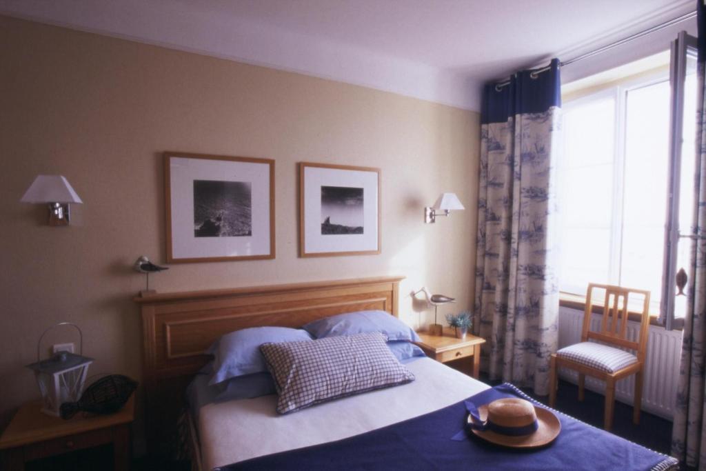 Hotel La Baie Des Anges Spa Marin Landéda Quarto foto